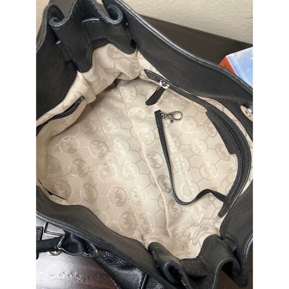 Michael Kors Hamilton Saffiano Bag Black - Picture 4 of 12